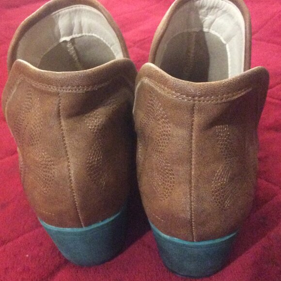 Jolimall Cognac Brown Faux Leather & Teal Heels Western Ankle Boots Women's 10 - Picture 5 of 10
